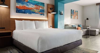 La Quinta Inn & Suites by Wyndham Stephenville