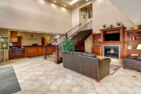 Lobby. Oyen Canalta