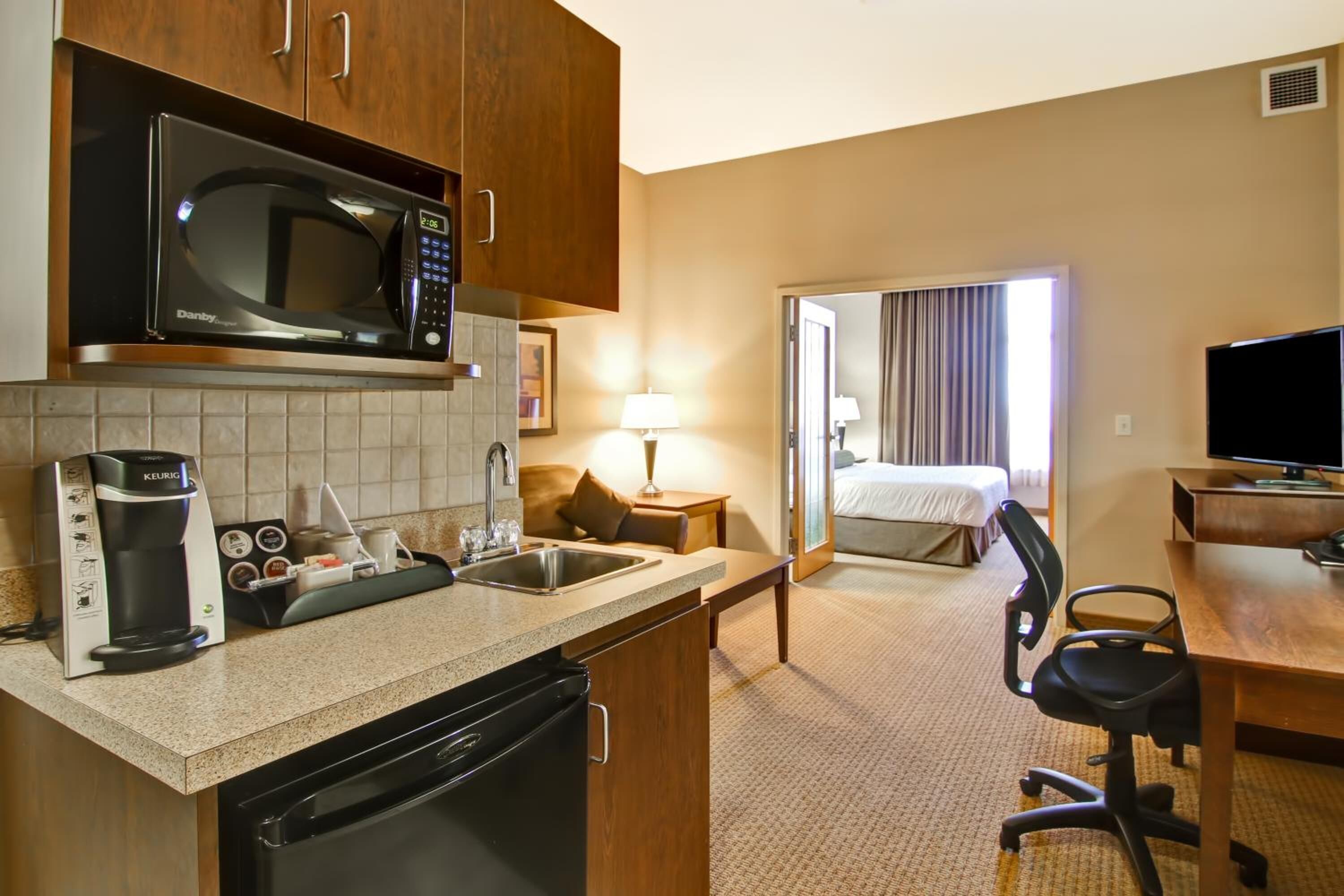 1 bedroom, iron/ironing board, free wifi, wheelchair access