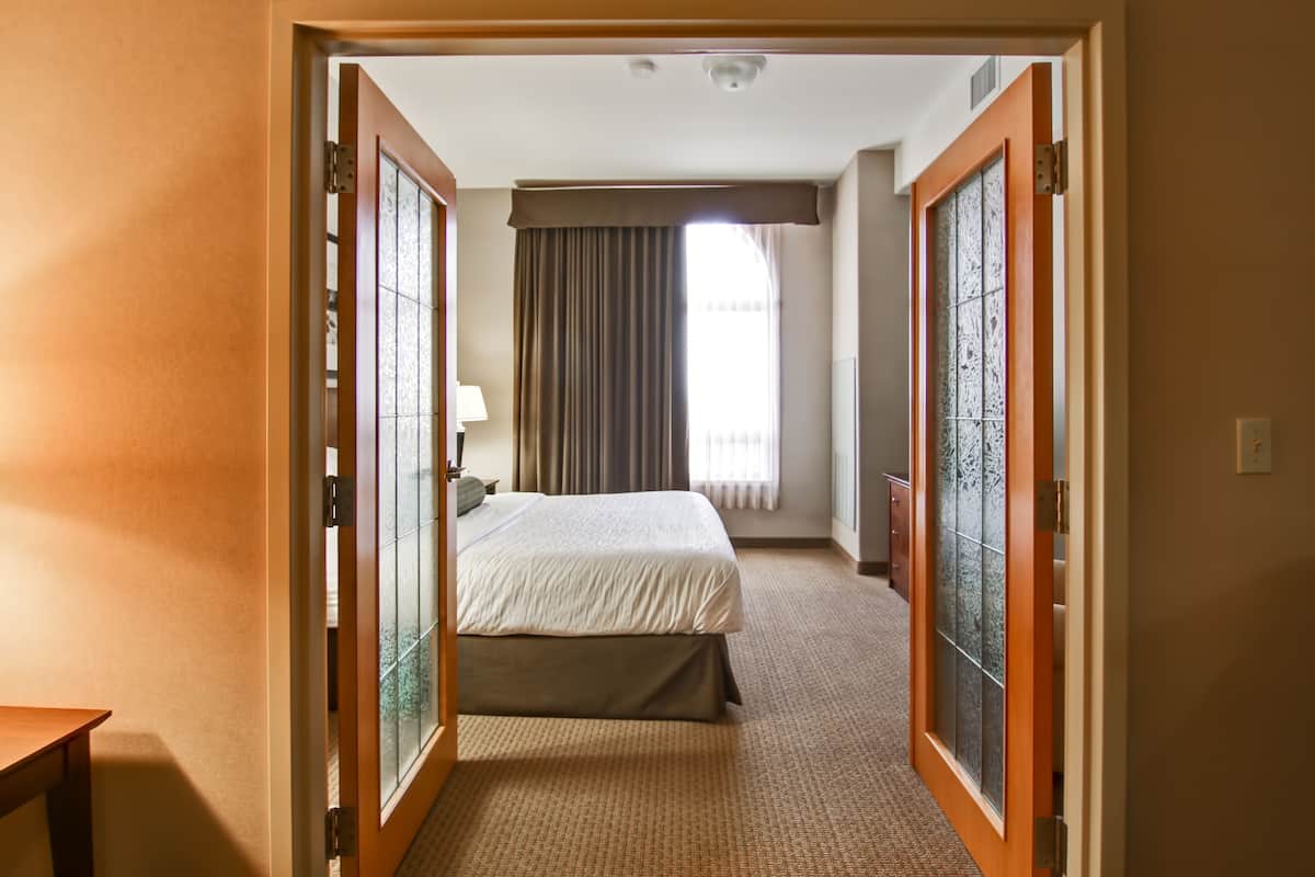 1 bedroom, iron/ironing board, free wifi, wheelchair access