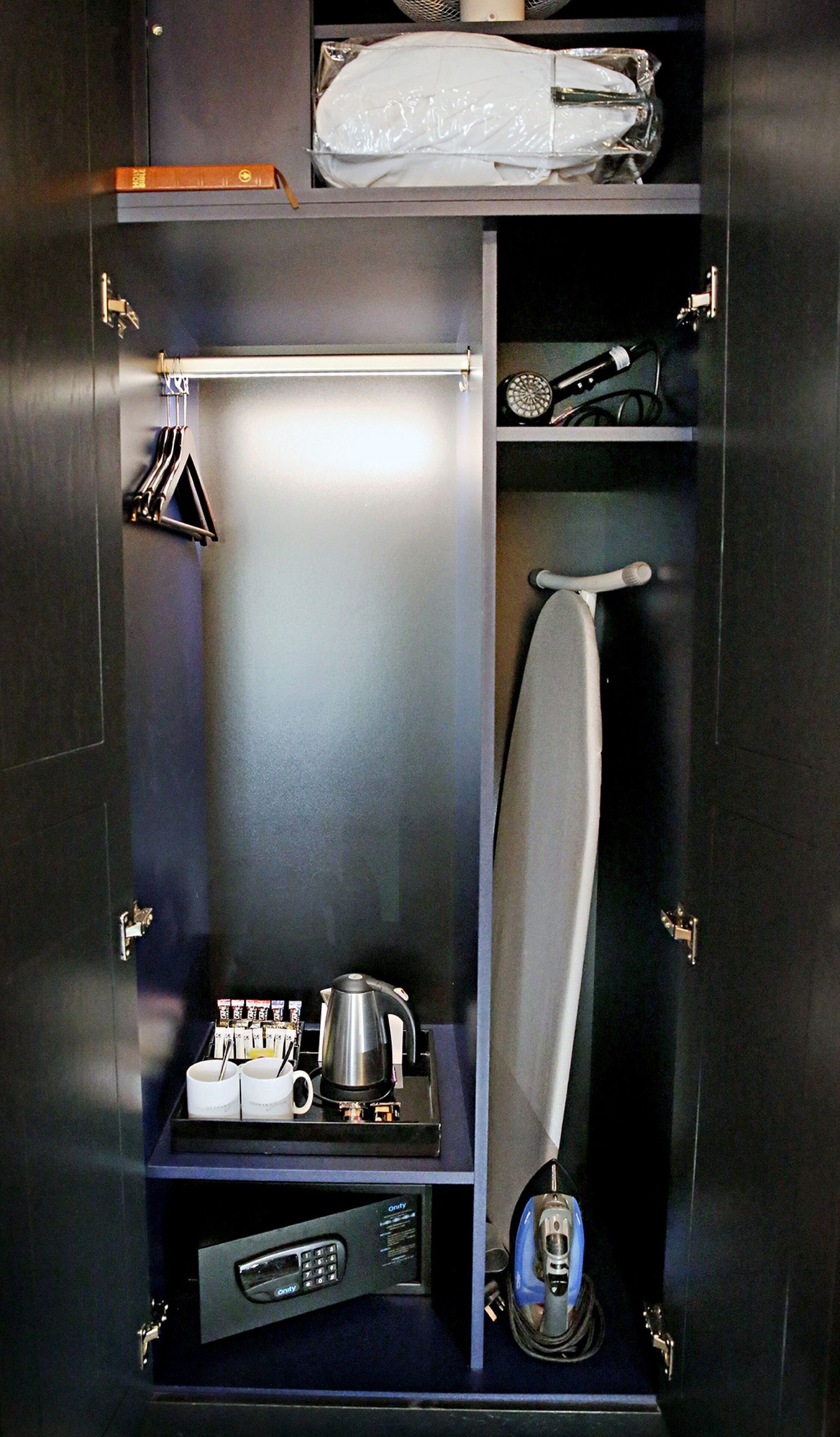 Photo - Denham Grove