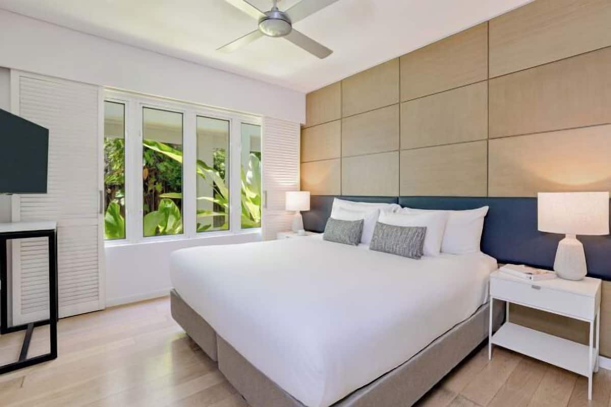 1 bedroom, in-room safe, iron/ironing board, Internet