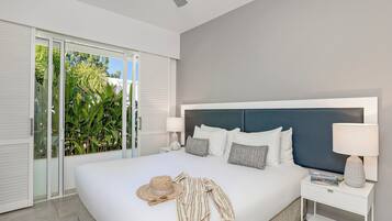 In-room safe, iron/ironing board, Internet, bed sheets