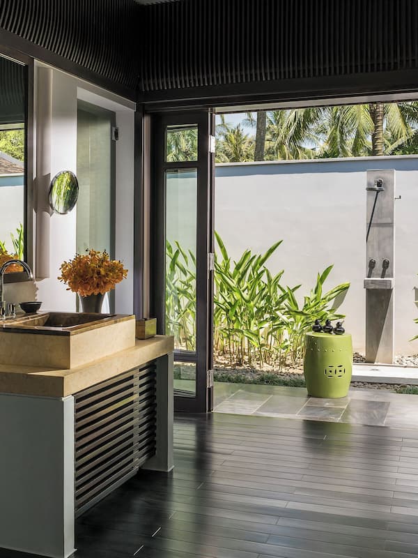 Separate tub and shower, rainfall showerhead, designer toiletries