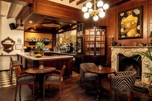 Snack bar
