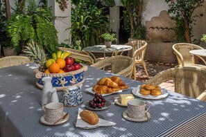 บริเวณภายนอก