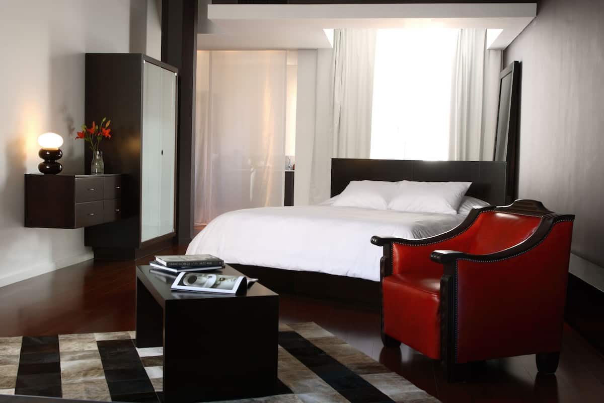 Big Loft Triple | Roupas de cama premium, frigobar, cofres nos quartos, cortinas blackout