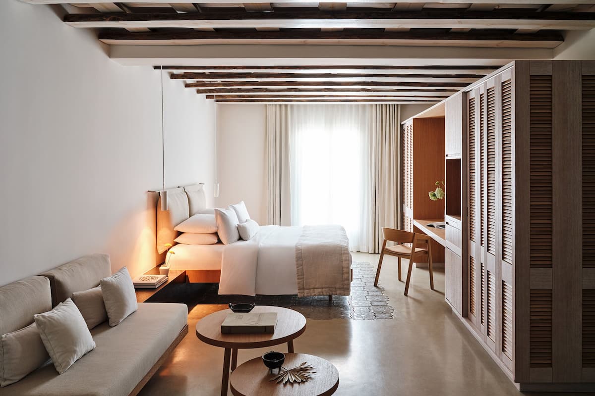 Bill&Coo Suite | Roupas de cama premium, frigobar, Wi-Fi de cortesia, roupa de cama