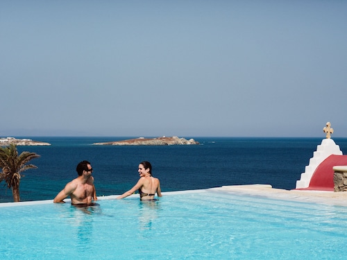 Bill & Coo Mykonos