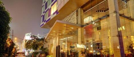 Πρόσοψη καταλύματος