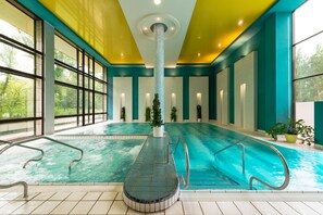 Indoor pool, outdoor pool, pool loungers - Ensana Esplanade (Piestany)