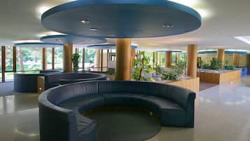 Sauna, hot tub, steam room, hot springs, body treatments, mud baths