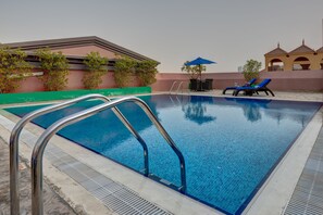Outdoor pool - Orchid Hotel Al Barsha (Dubai)