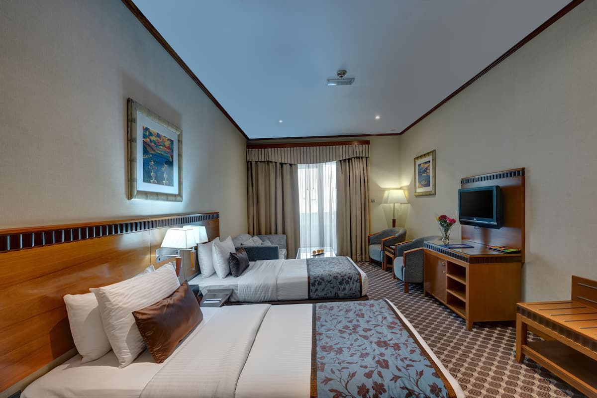 1 bedroom, premium bedding, in-room safe, desk