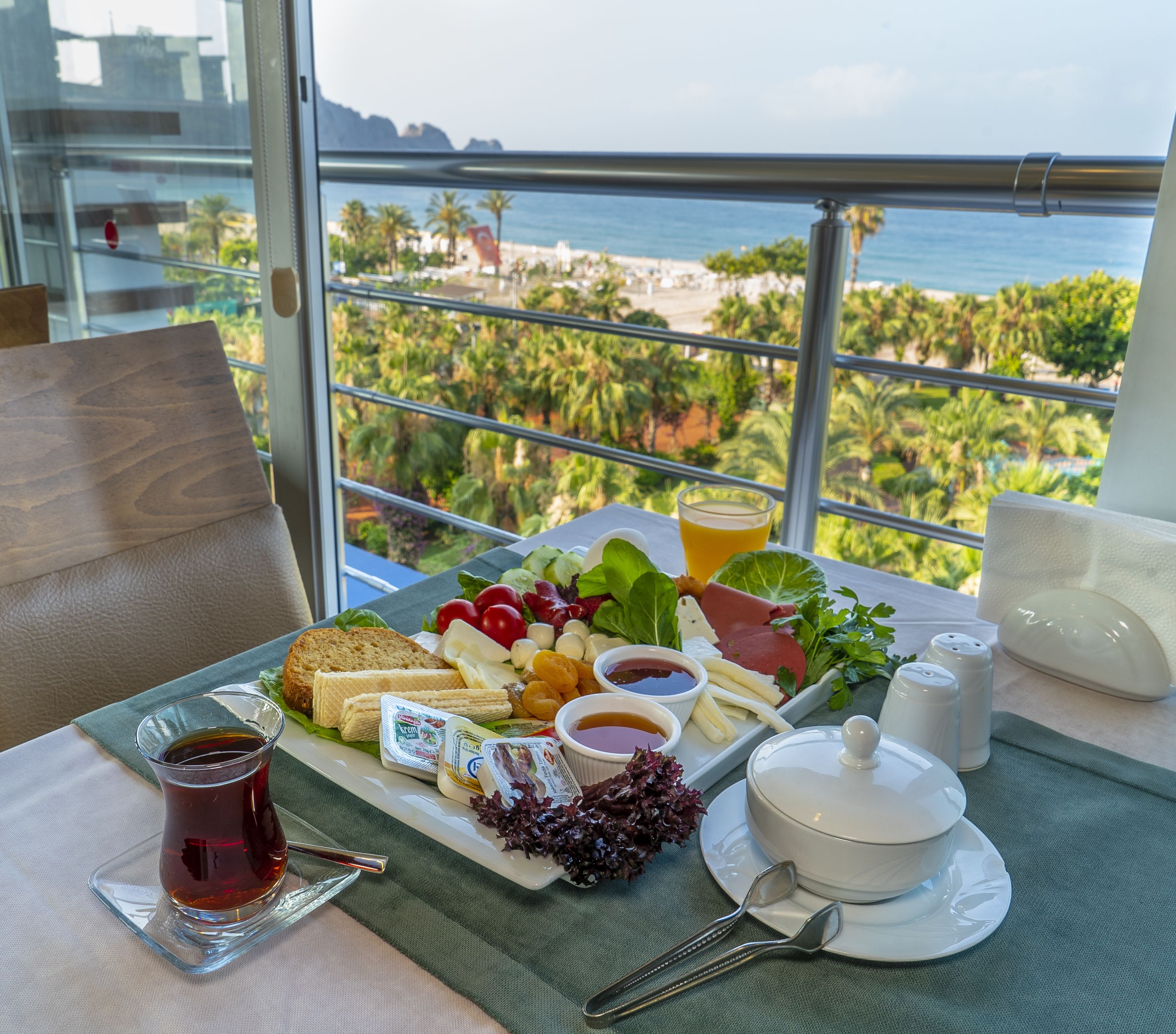 Tägliches inbegriffenes Frühstücksbuffet