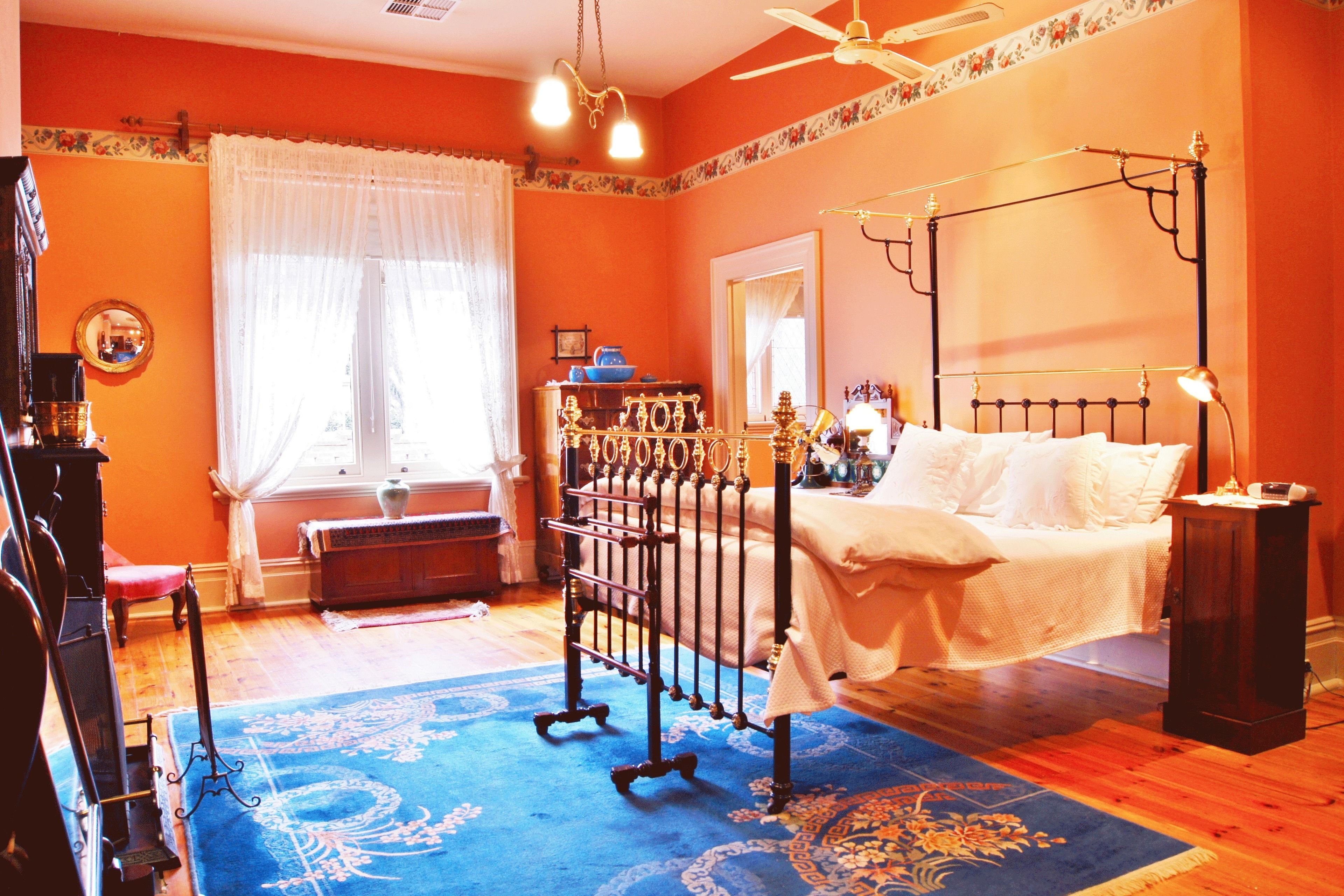 classic apartment, 2 bedrooms (george lowe esquire) | 2 bedrooms, individually decorated, individually furnished