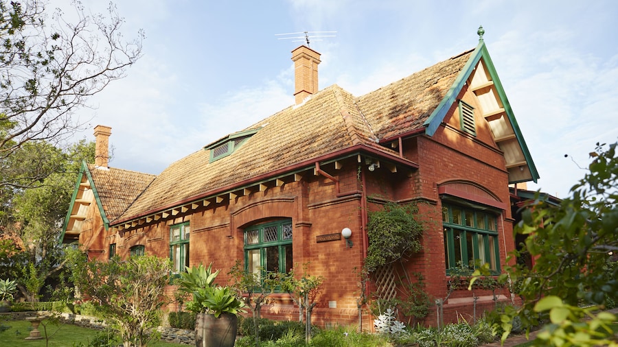 Buxton Manor