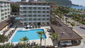 Indoor pool, 2 outdoor pools, free pool cabanas, pool umbrellas