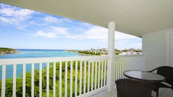 1 bedroom, premium bedding, in-room safe, individually decorated