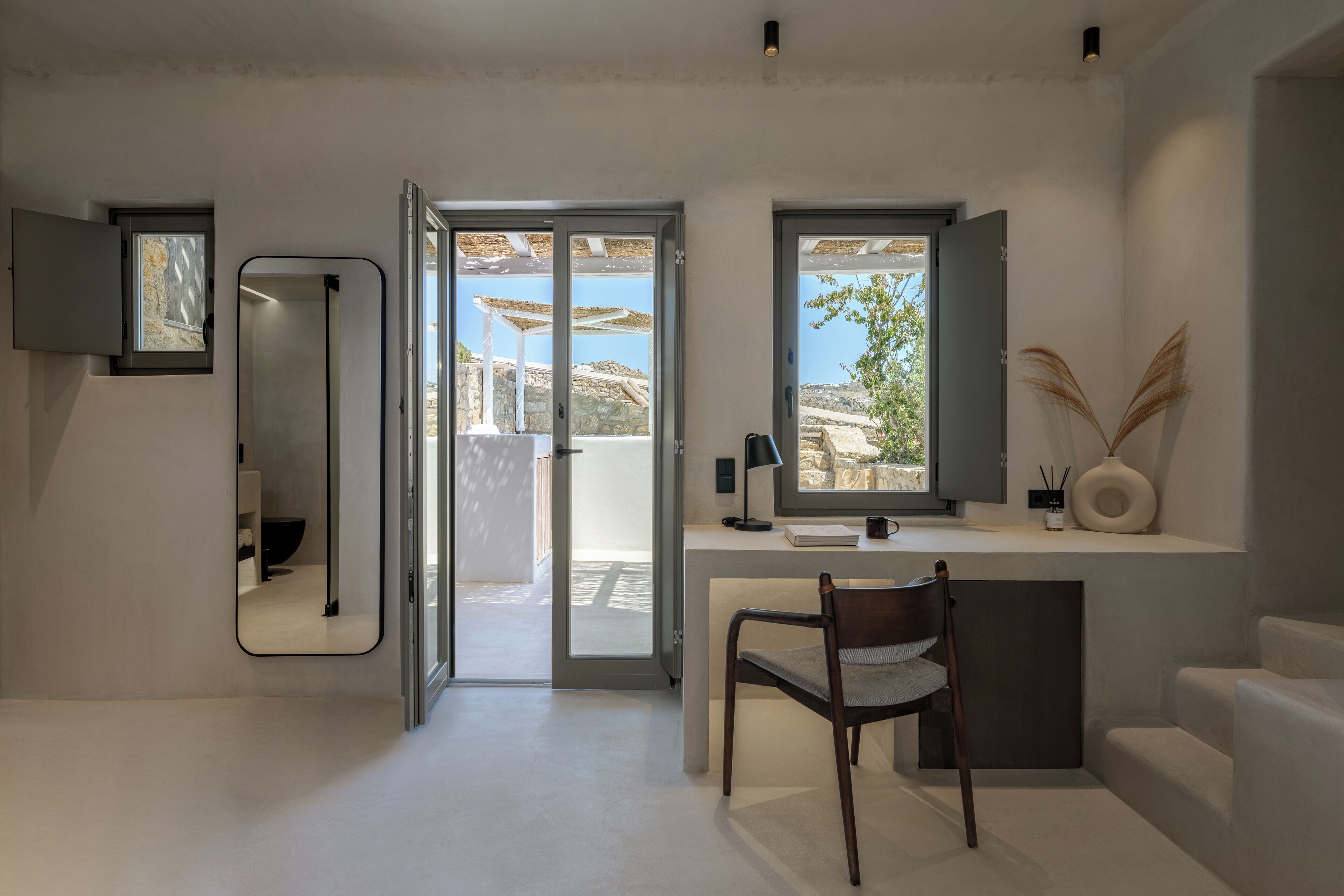 deluxe sea view suite (outdoor mini plunge pool) | 1 bedroom, egyptian cotton sheets, premium bedding, minibar