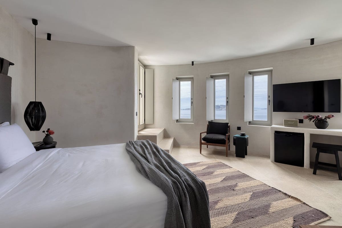 Superior suite | 1 slaapkamer, lakens van Egyptisch katoen, luxe beddengoed, een minibar