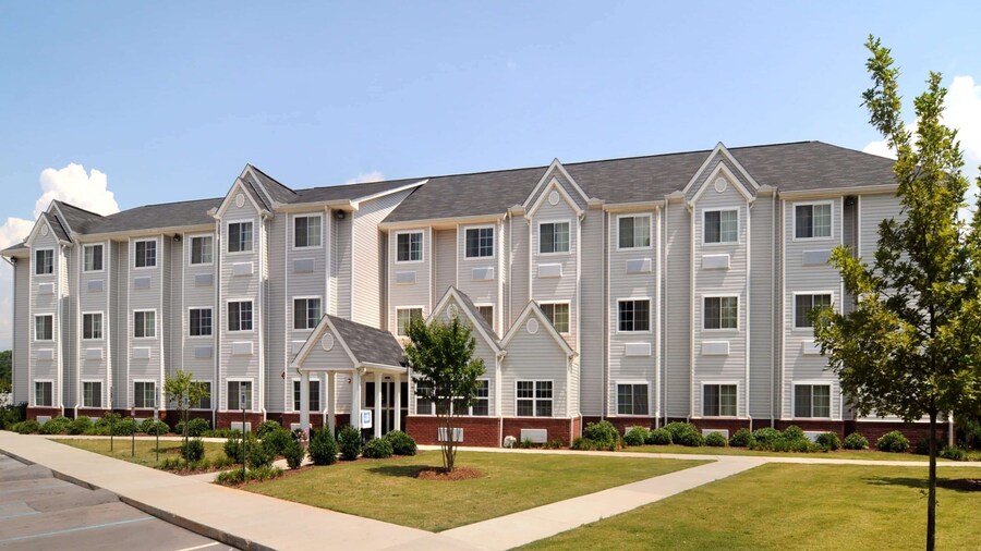 Microtel Inn & Suites by Wyndham Huntsville