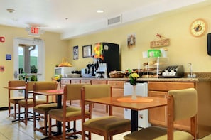 Restaurant - SureStay by Best Western Huntsville East (Huntsville)