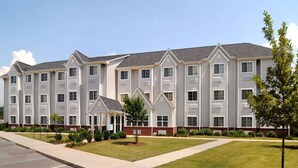 Unclassified image, 5 of 31, button - SureStay by Best Western Huntsville East (Huntsville)