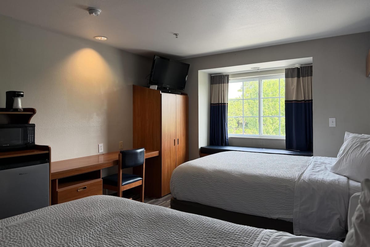Standard Room, 2 Queen Beds, Accessible, Refrigerator & Microwave | In-room safe, desk, iron/ironing board, cribs (surcharge)