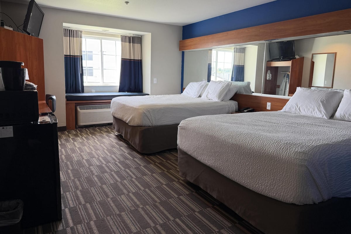 Standard Room, 2 Queen Beds, Non Smoking, Refrigerator & Microwave (Pet Friendly) | In-room safe, desk, iron/ironing board, cribs (surcharge)