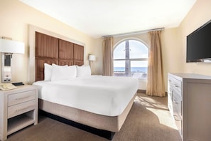 2 Bedroom Ocean View 1 King 2 Twins Suite Balcony | View from room