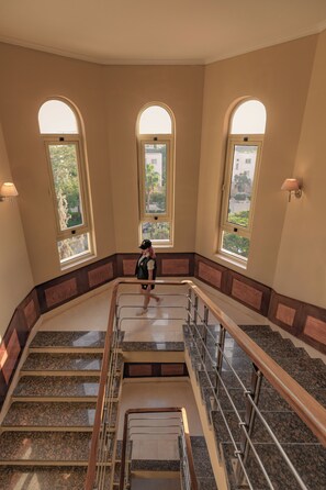 Handrails in stairways - Stella Golf Hotel (Ataqah)