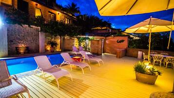 Alberca al aire libre