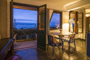 Deluxe-Zimmer, Whirlpool (15)