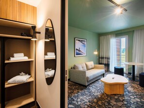 In-room safe, individually decorated, individually furnished, desk - Hotel Mercure Libourne Saint-Emilion (Libourne)