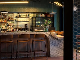 Bar (en el alojamiento)