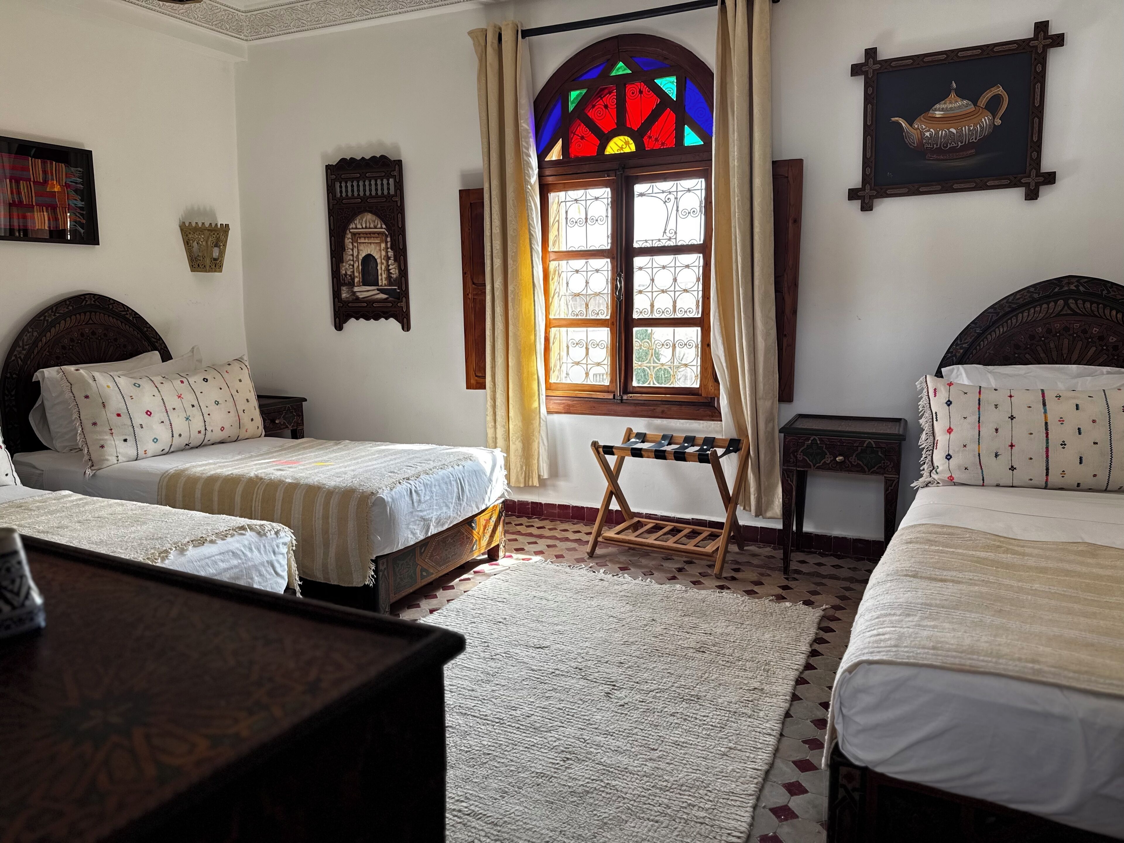 Quarto triplo standard, 1 quarto, para não fumantes, banheiro privativo | Frigobar, cofres nos quartos, Wi-Fi de cortesia, roupa de cama