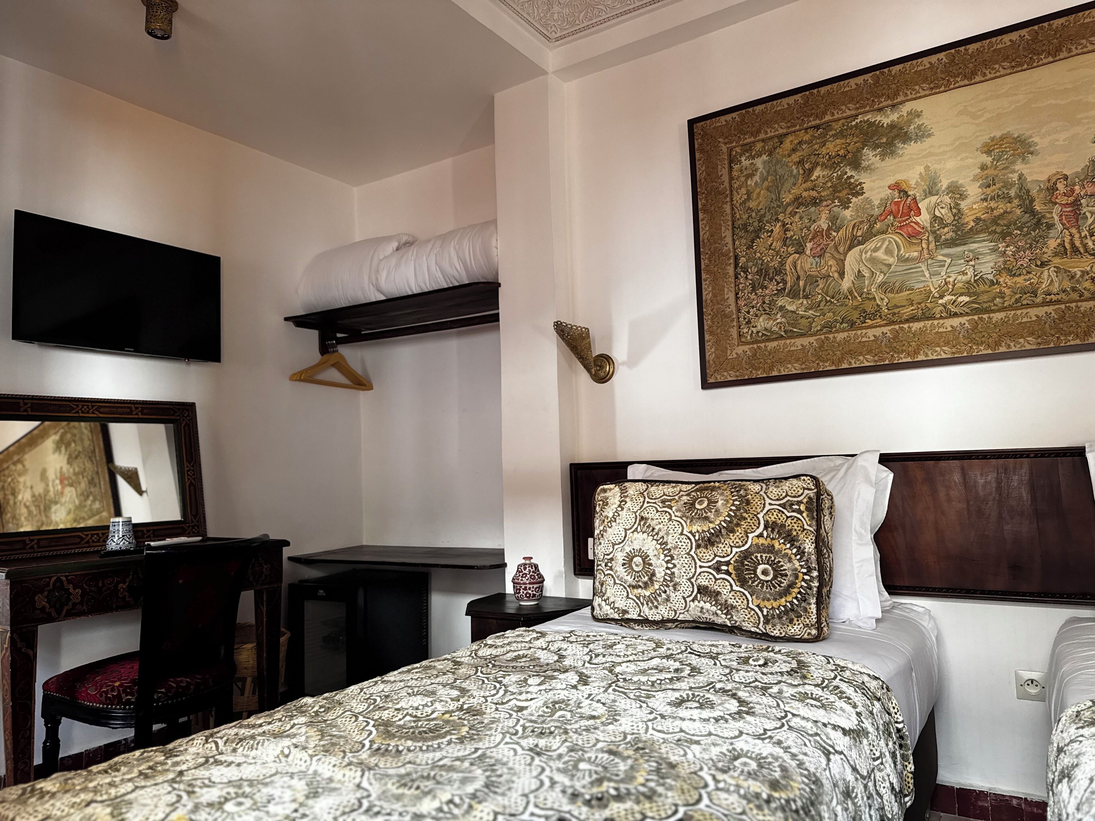 Frigobar, cofres nos quartos, Wi-Fi de cortesia, roupa de cama