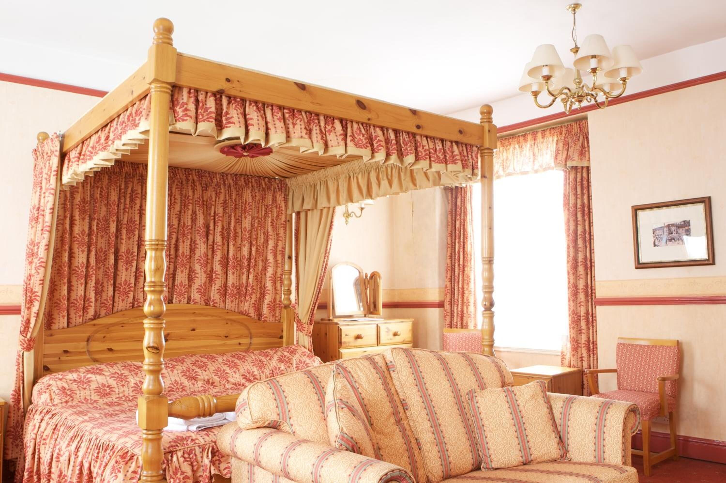 مكواة/لوح كي وواي فاي مجانًا وملاءات أسرّة