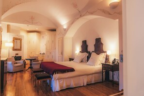 Junior Suite, Multiple Beds, Private Bathroom