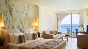 Deluxe Room with Sea View | Premium bedding, down duvets, pillow-top beds, minibar