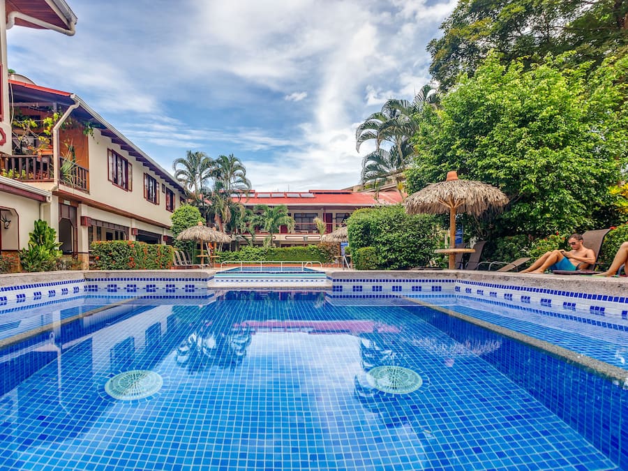 Bañera de hidromasaje interior