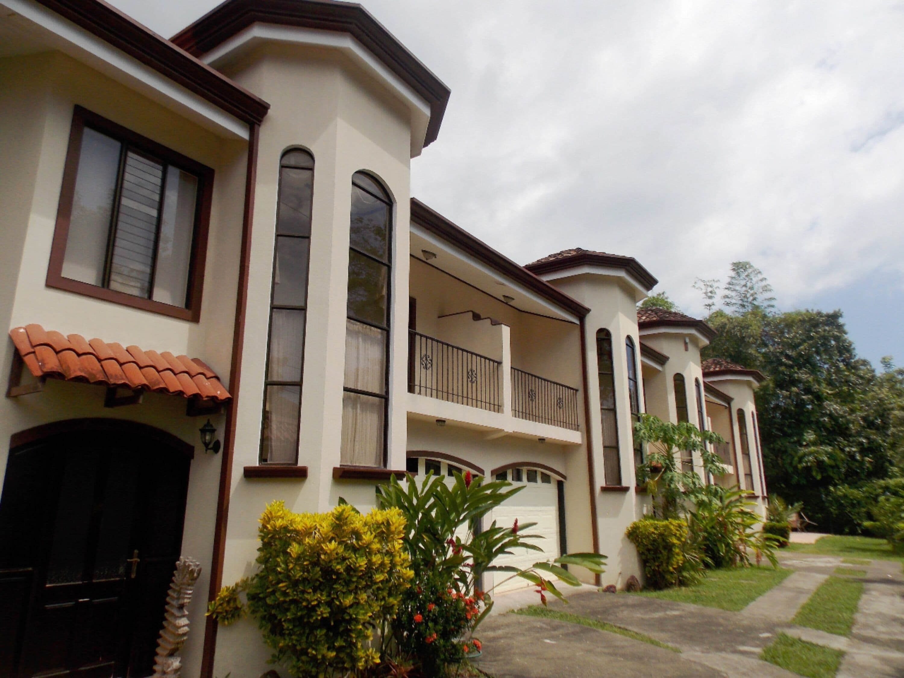 equipped apartment | 1 bedroom, premium bedding, in-room safe, individually furnished