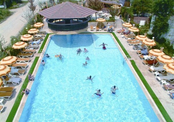 Outdoor pool - My Kolibri Hotel (Avsallar)
