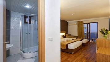 Kylpyamme, ilmaiset hygieniatuotteet, hiustenkuivaaja, pyyhkeet