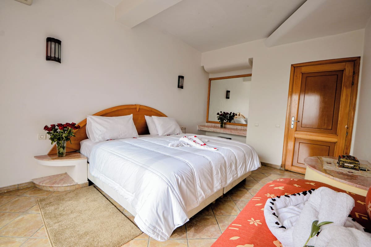 1 habitación, sábanas de algodón egipcio y ropa de cama de alta calidad