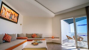 Deluxe Apartment | Living area | LCD TV