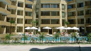 Unclassified image, 4 of 76, button - Sands Holiday Apartments (Sunny Beach)