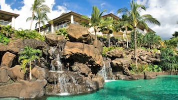 Outdoor pool, pool loungers