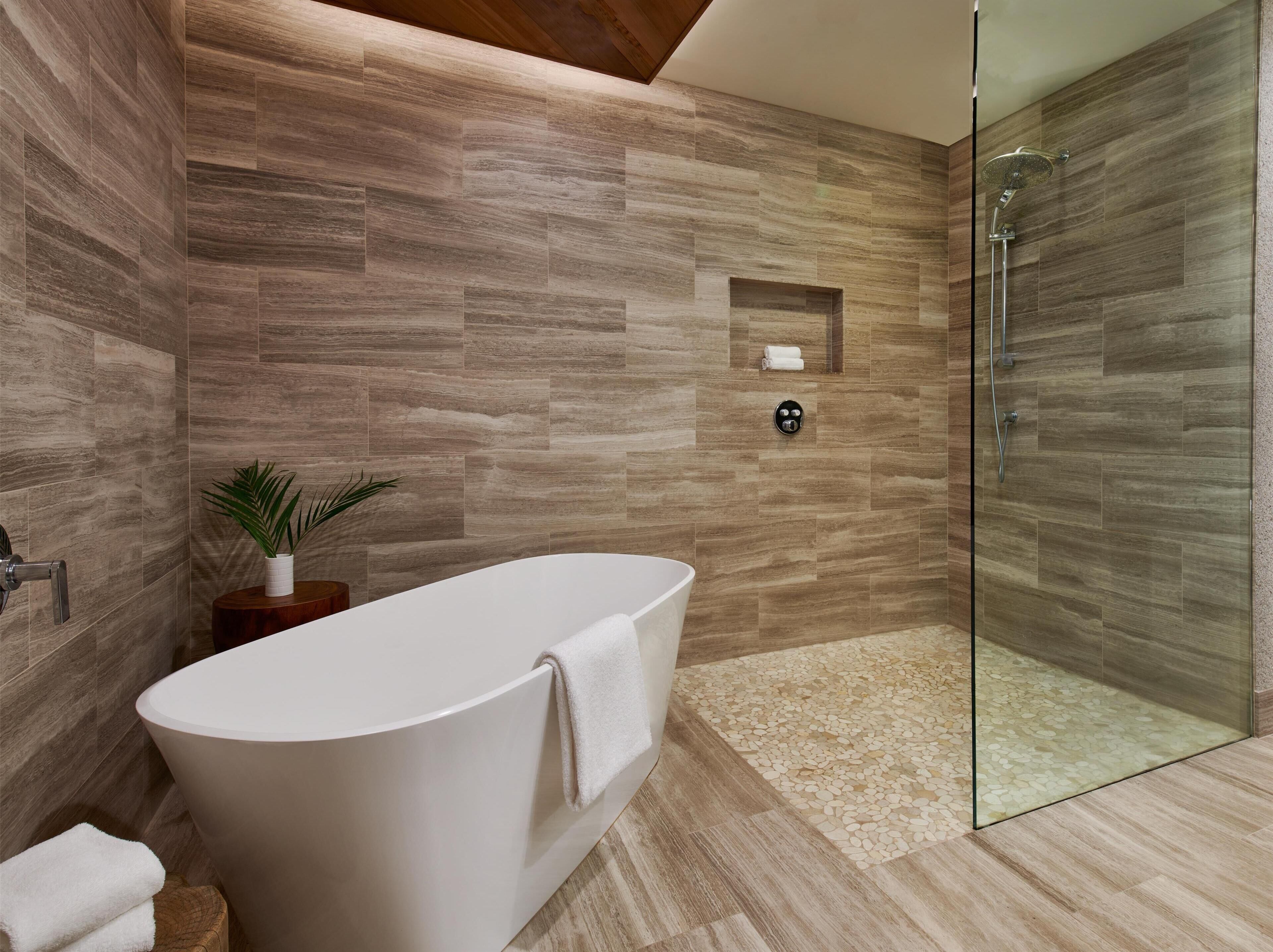 deluxe villa, 3 bedrooms, ocean view | bathroom | separate bathtub and shower, deep-soaking bathtub, designer toiletries